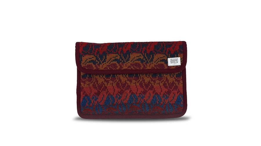 Maroon Horizon 13"