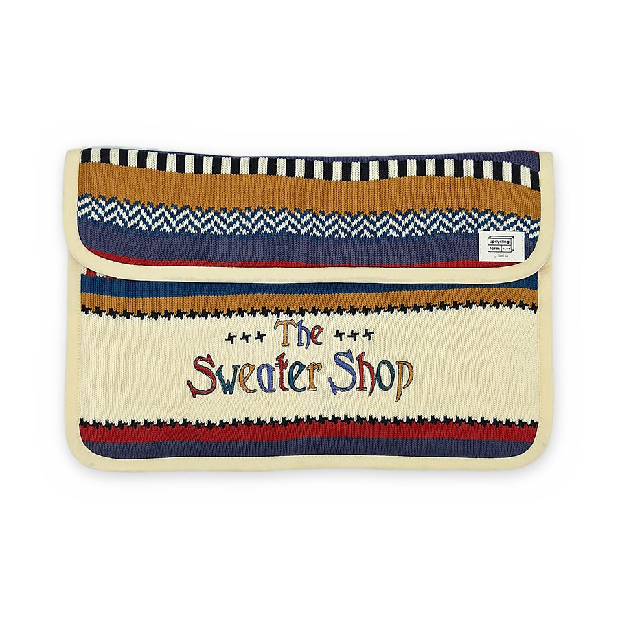 Knit Crest 15"