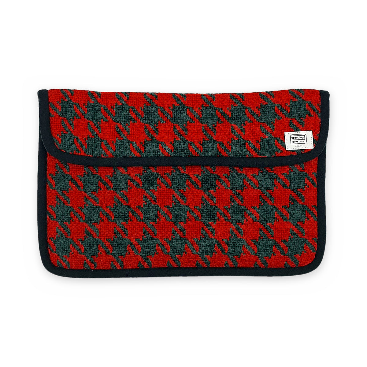 Garnet Houndstooth 15"