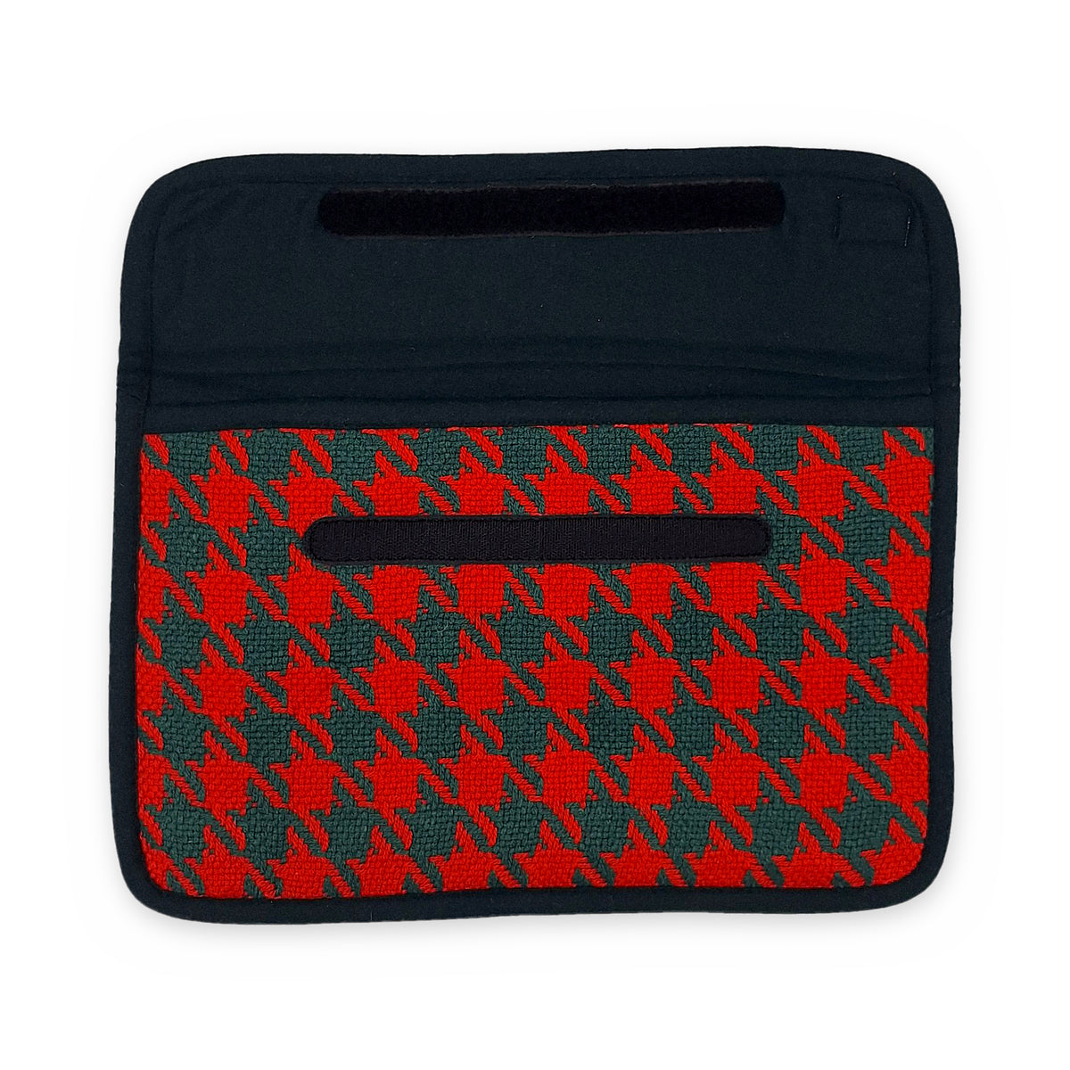 Garnet Houndstooth 15"