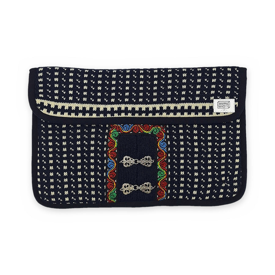 Starlit Clasp 15"