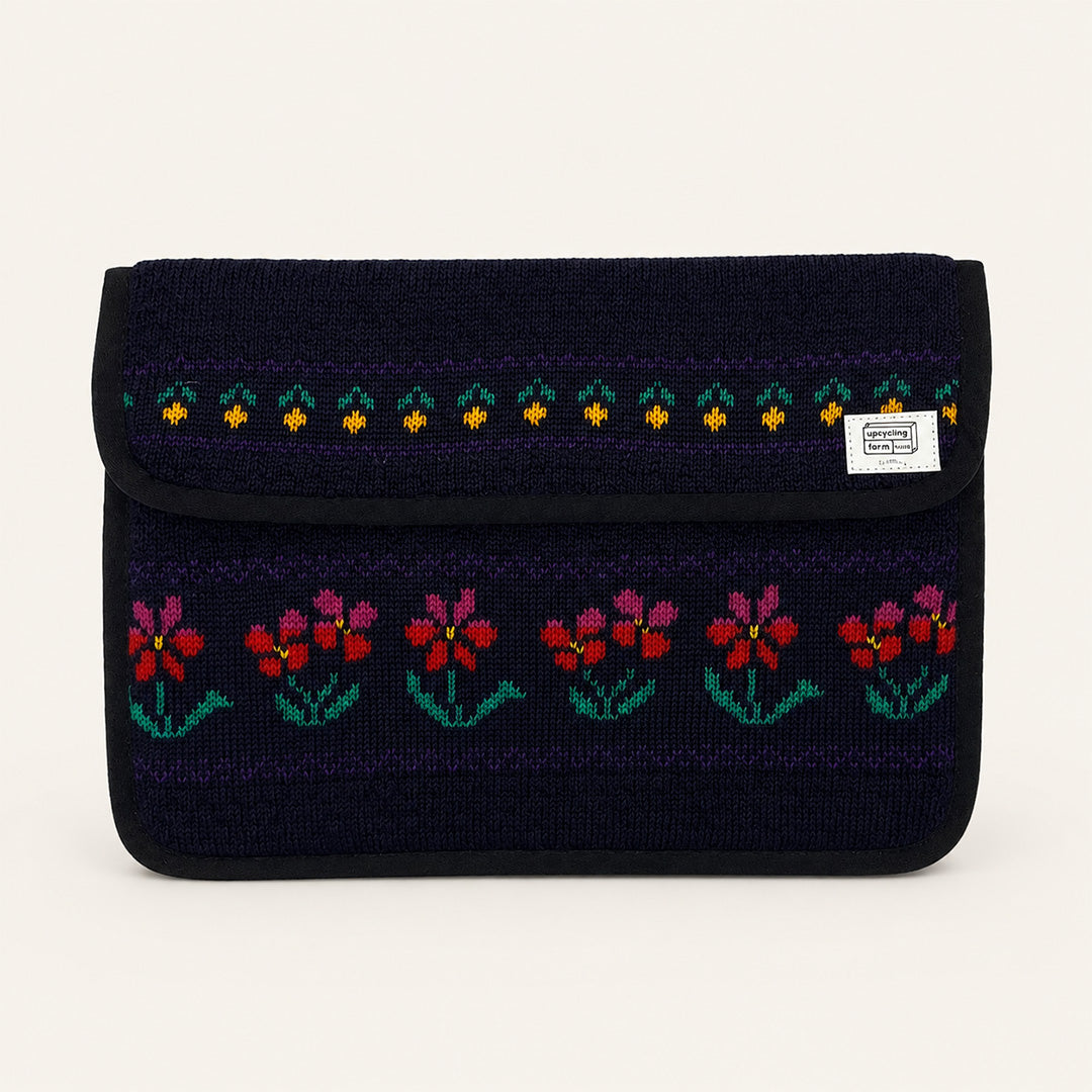 Midnight Garden 14"