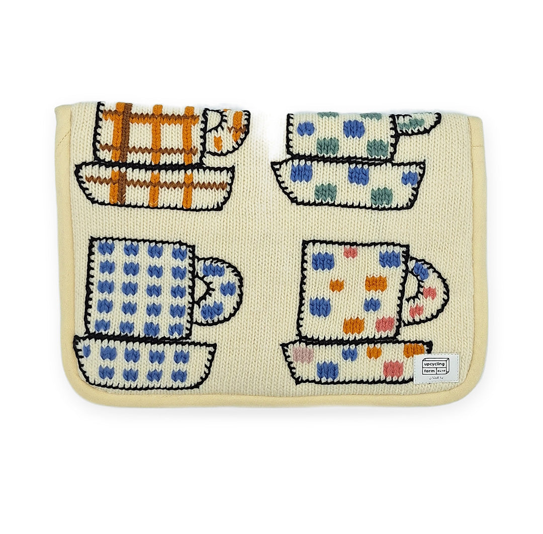 Teacup Social 13"