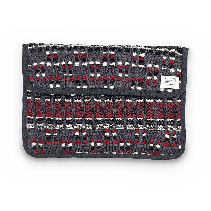 Grey Lattice 13"