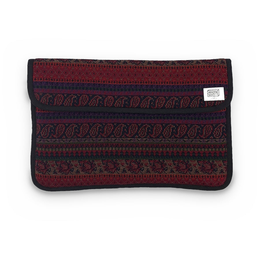 Wine Paisley 15"